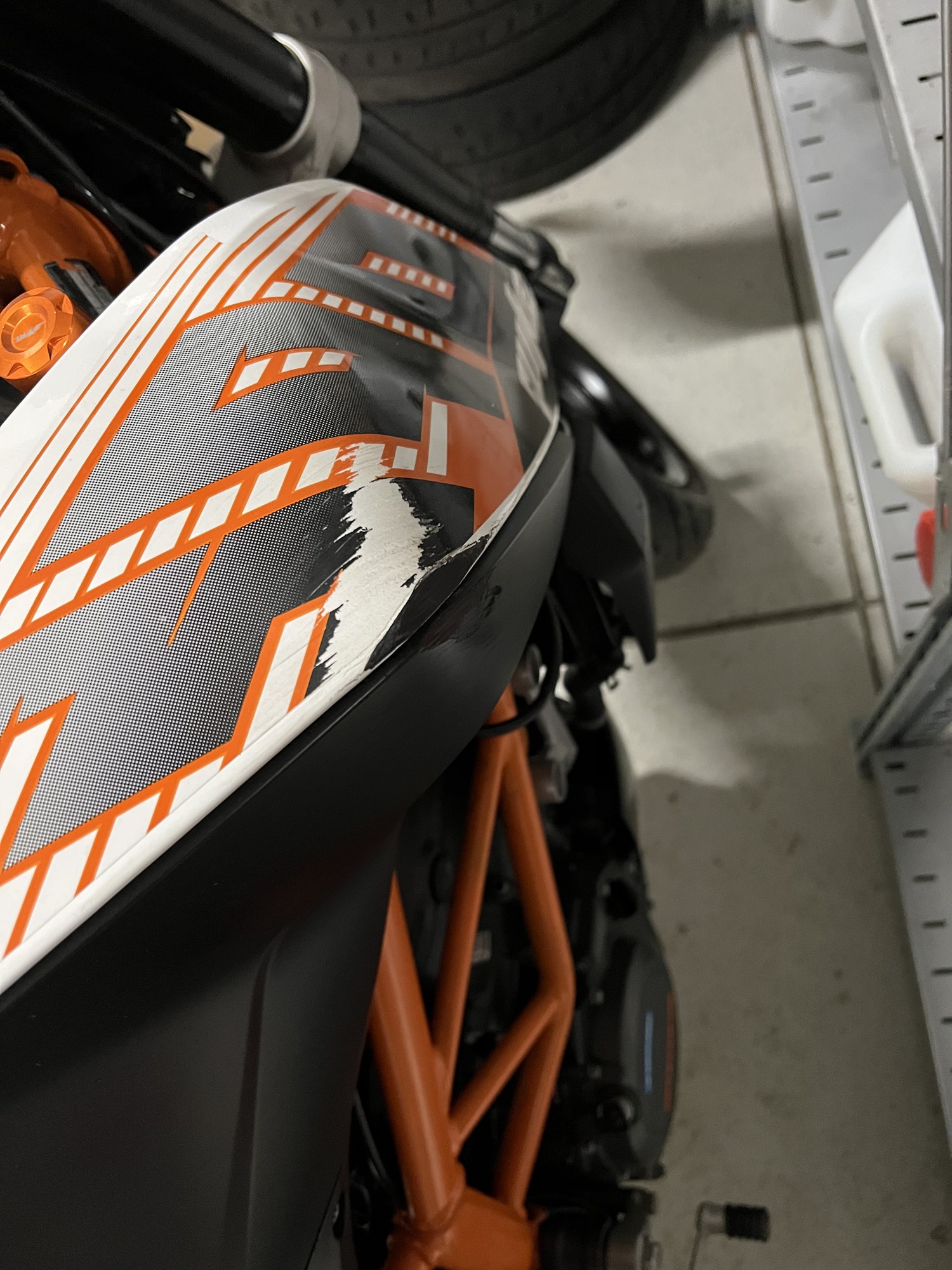 KTM DUKE, 2. k�p